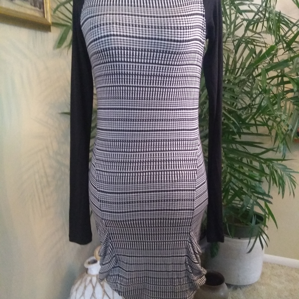 BCBG unique body con dress